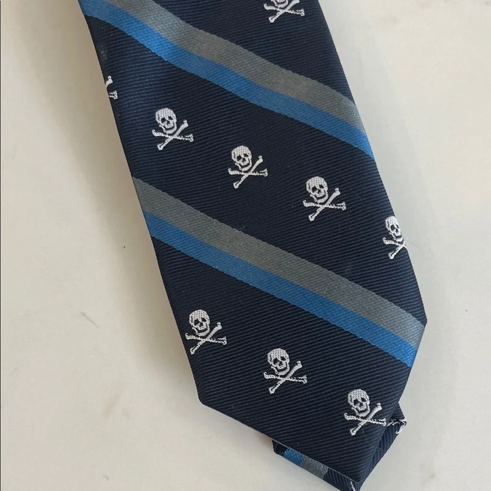 Old Navy Navy Blue and Gray Skull Stripe Youth Tie
